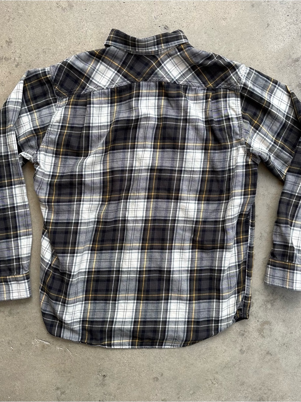 Filson Button Down Flannel Men's Large Olive Navy Cream 100% Cotton - Picture 2 of 6